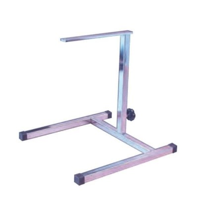 Cast Stand Silver Up to 21
